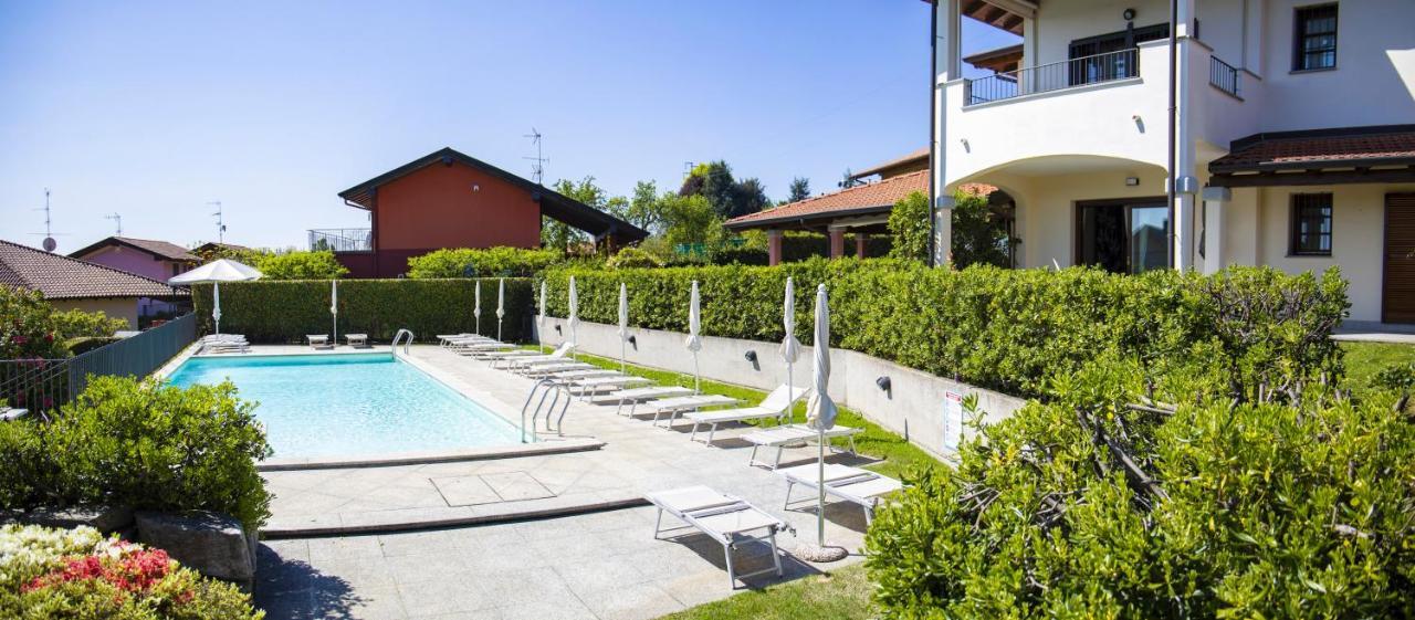 Residenza La Corte Visconti Massino Visconti ภายนอก รูปภาพ