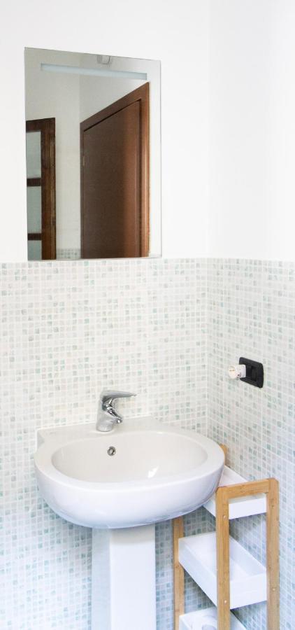 Residenza La Corte Visconti Massino Visconti ภายนอก รูปภาพ